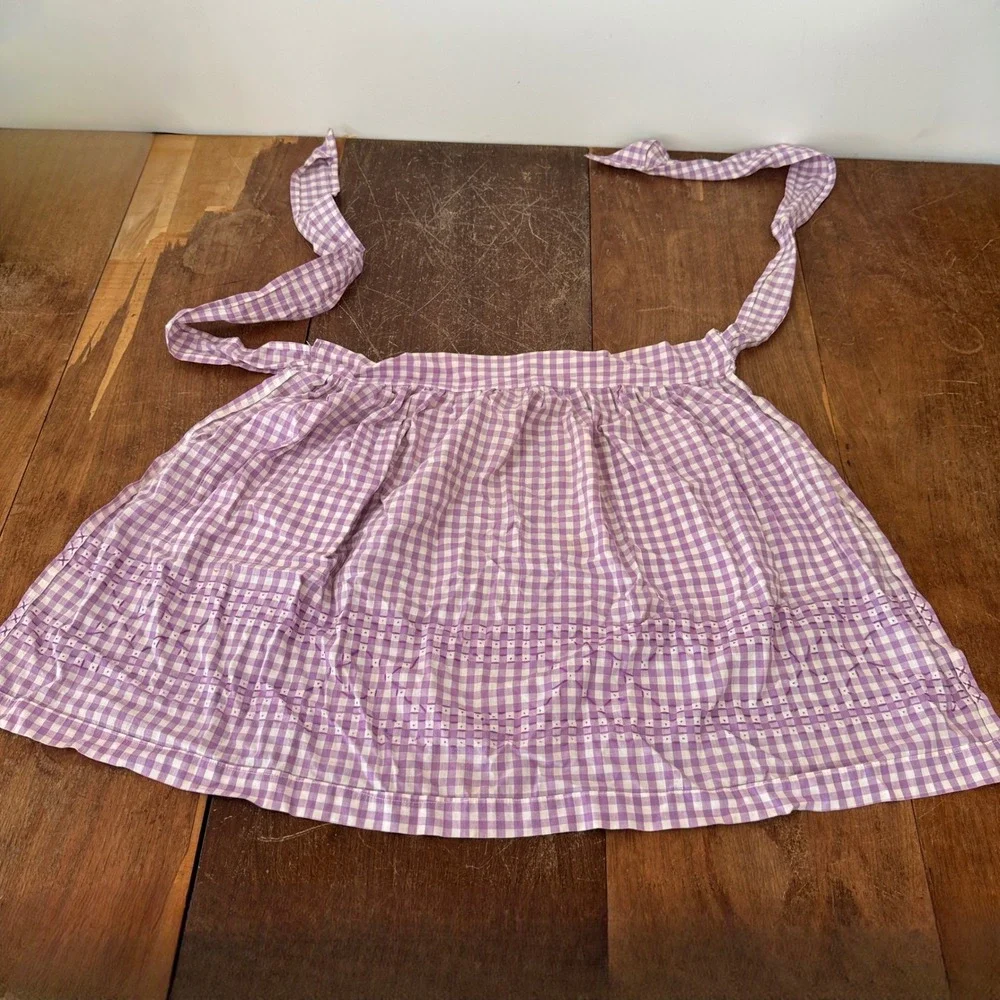 Vintage Purple Gingham Half Apron Hand Embroidered‎ Chicken Scratch Cross Stitch